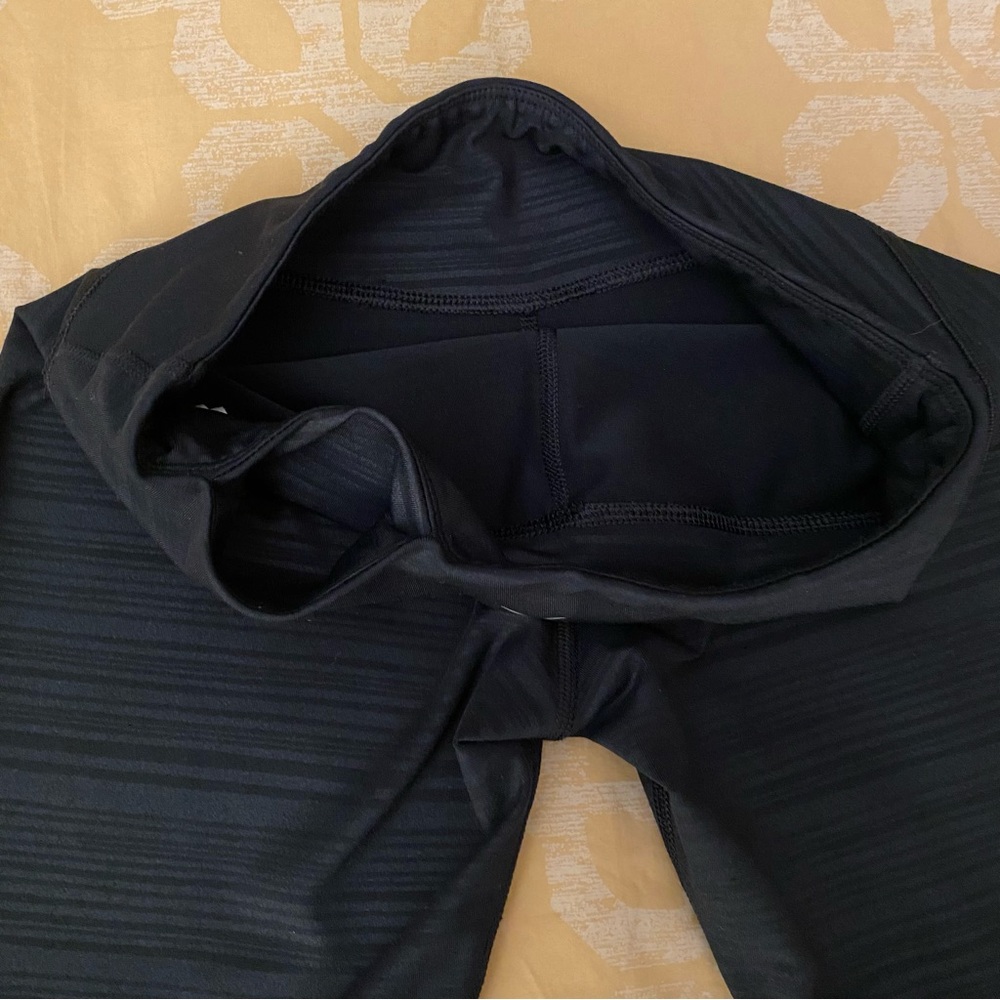 Old Navy Active Compression Leggings - Black Stripe - Picture 5 of 11